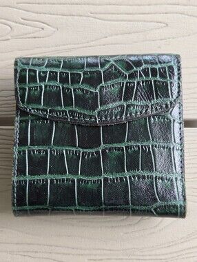 Patricia Nash Reiti Green Croc Embossed Wallet